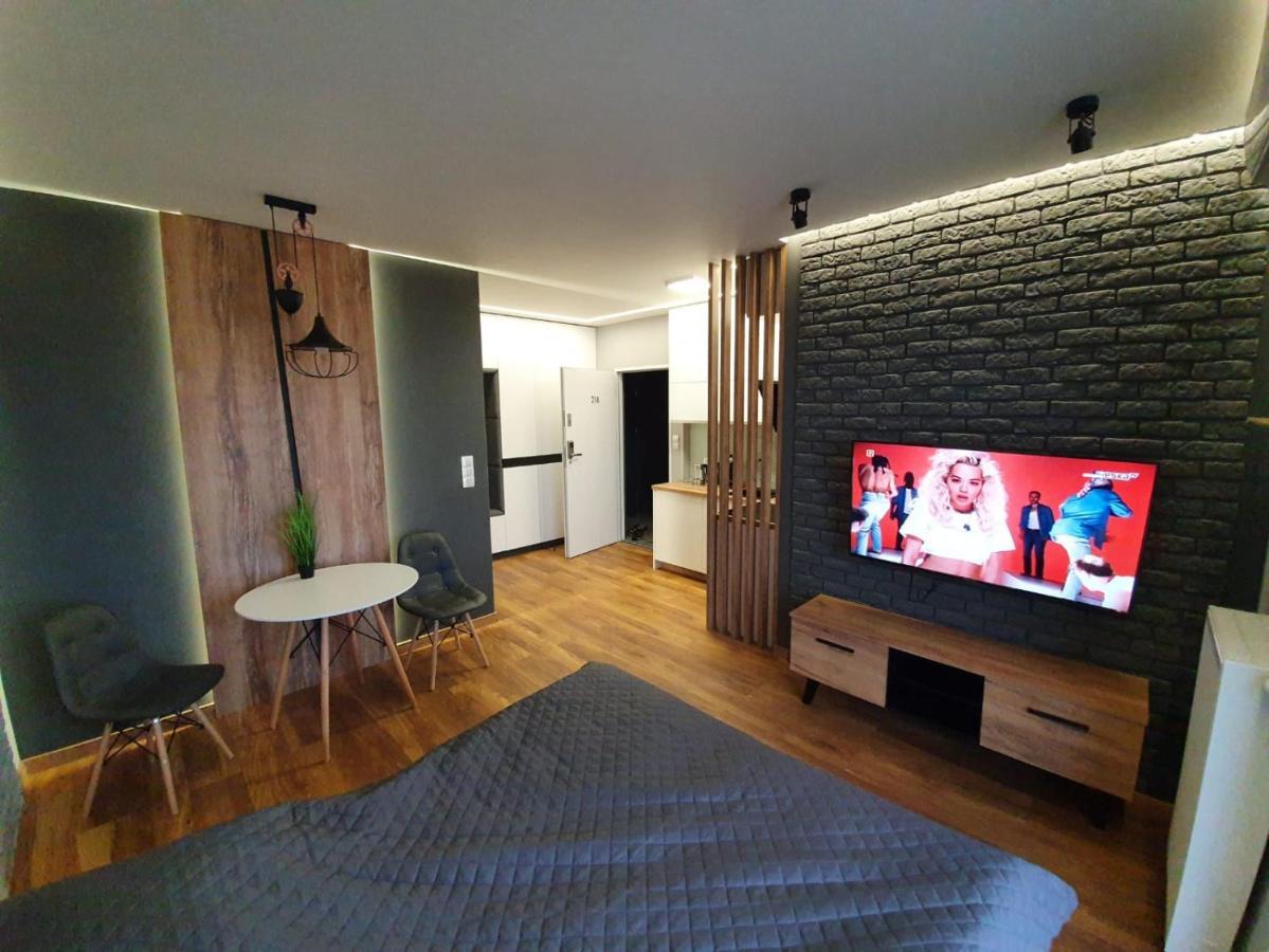 Nowe Apartamenty Ilawa Odnowiciela Z Klimatyzacja Exterior foto